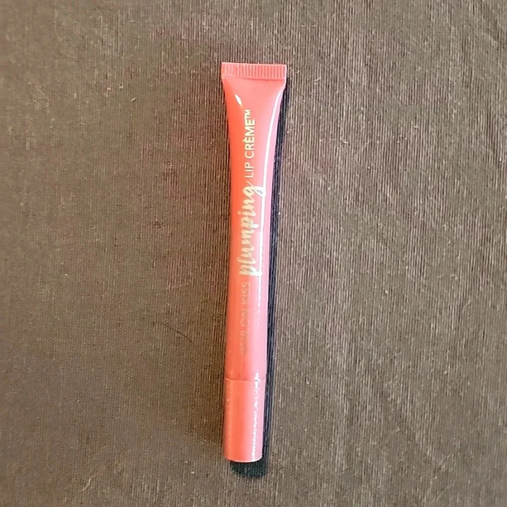 Revlon Kiss Plumping Lip Creme-530 Peony Buff